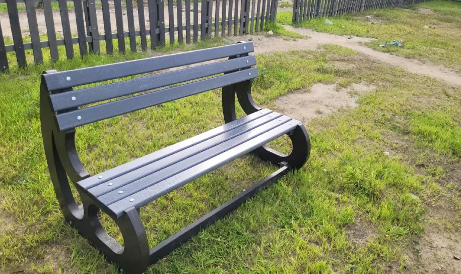 INFIN ReBench – Outdoor Public Bench