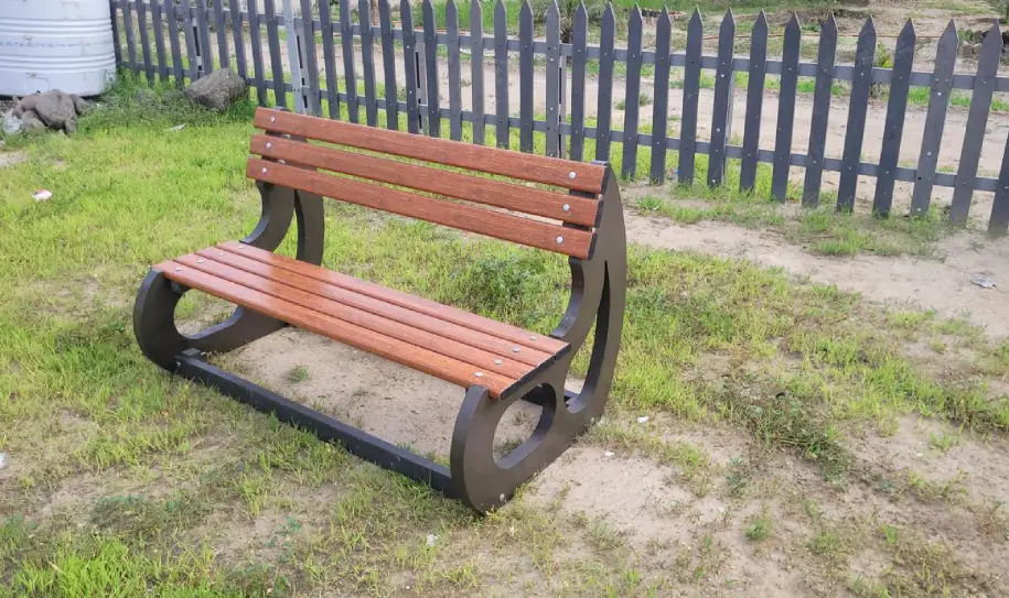 INFIN ReBench – Outdoor Public Bench